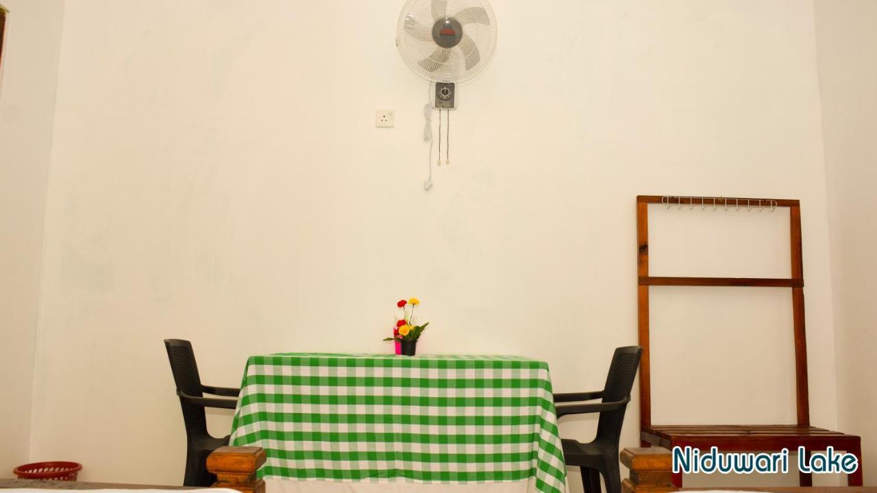Niduwari Lake Homestay Dambulla Dış mekan fotoğraf